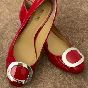 Michael Kors red patented leather pumps size 6.5